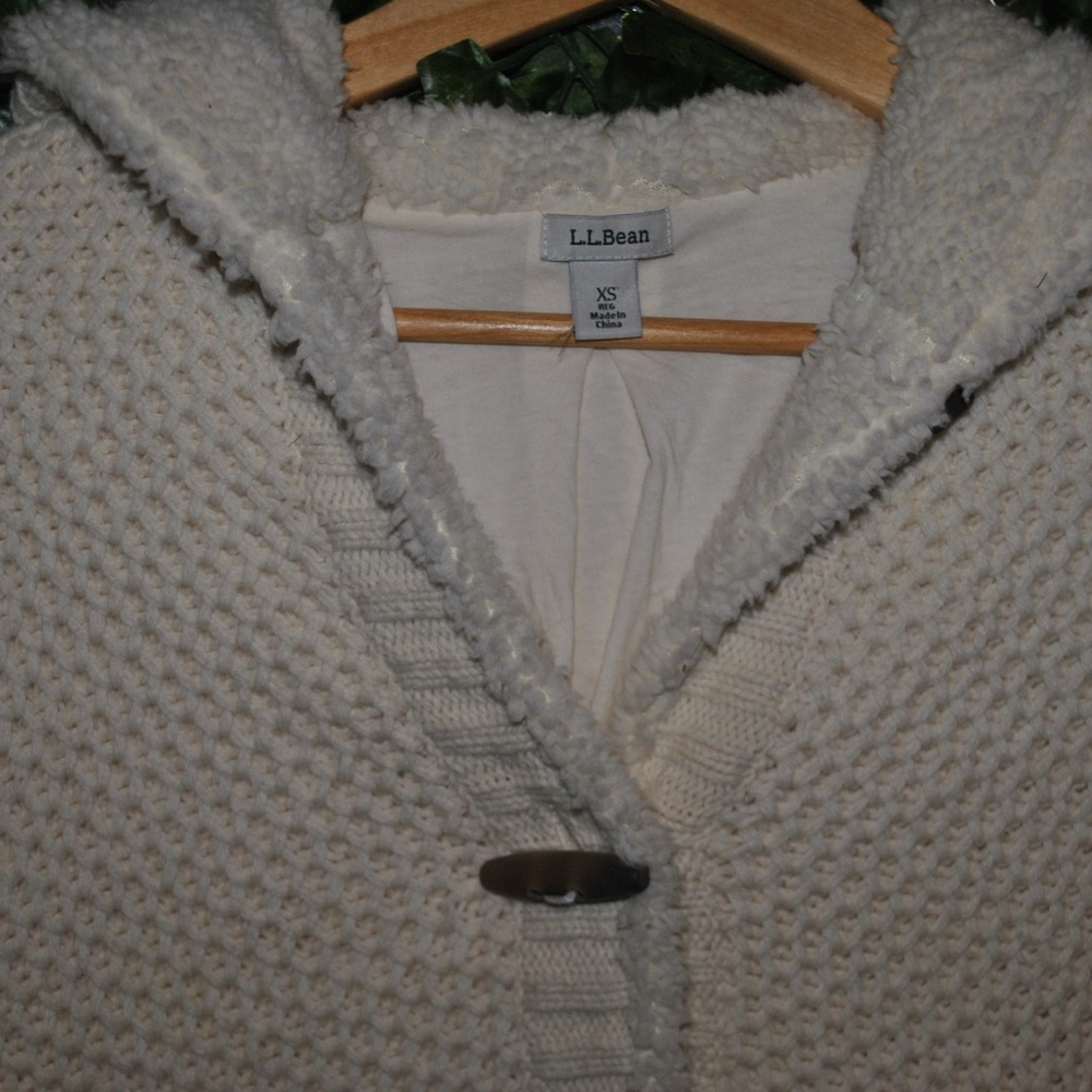 Sherpa lined LL Bean cardigan with hood